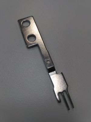 Накладка на игольную пластину нового образца ( ML 001,005,013)