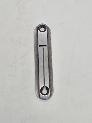 Juki 771 Пластина игольная B2402-771-000 (32 мм)