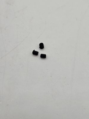 ZJ2845/2842 Винт крепления иглы 10013427 (original)